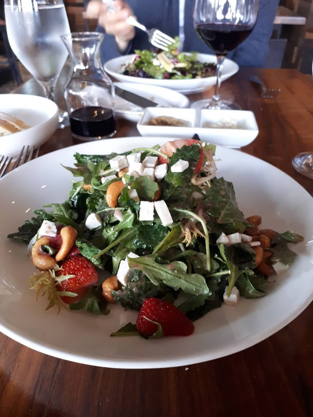 55 Wine Bar & Wood Grille | restaurant | 55 Miller St, Fairfield, CT 06824, USA | 2039551178 OR +1 203-955-1178