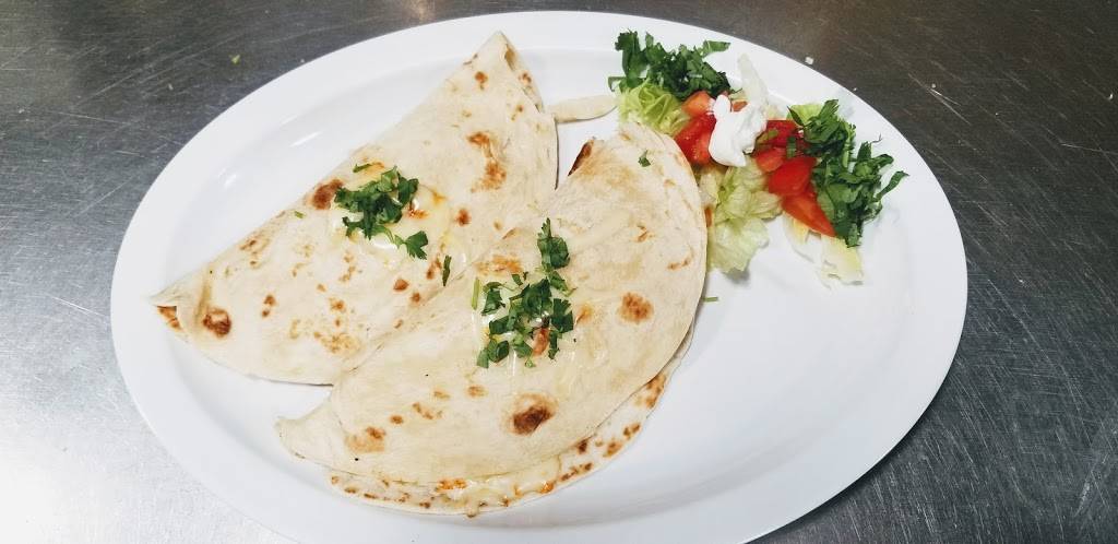 Birrieria el Texcal | restaurant | 3700 W Lawrence Ave, Chicago, IL 60625, USA | 7732409772 OR +1 773-240-9772