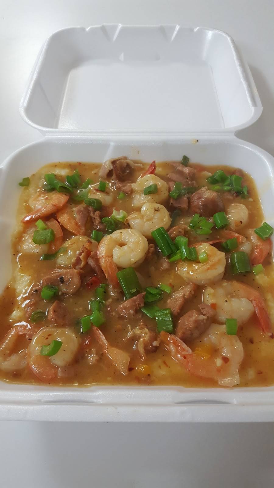 Dolls Kitchen | restaurant | 4795 E McKinley Ave, Fresno, CA 93721, USA | 5594128636 OR +1 559-412-8636