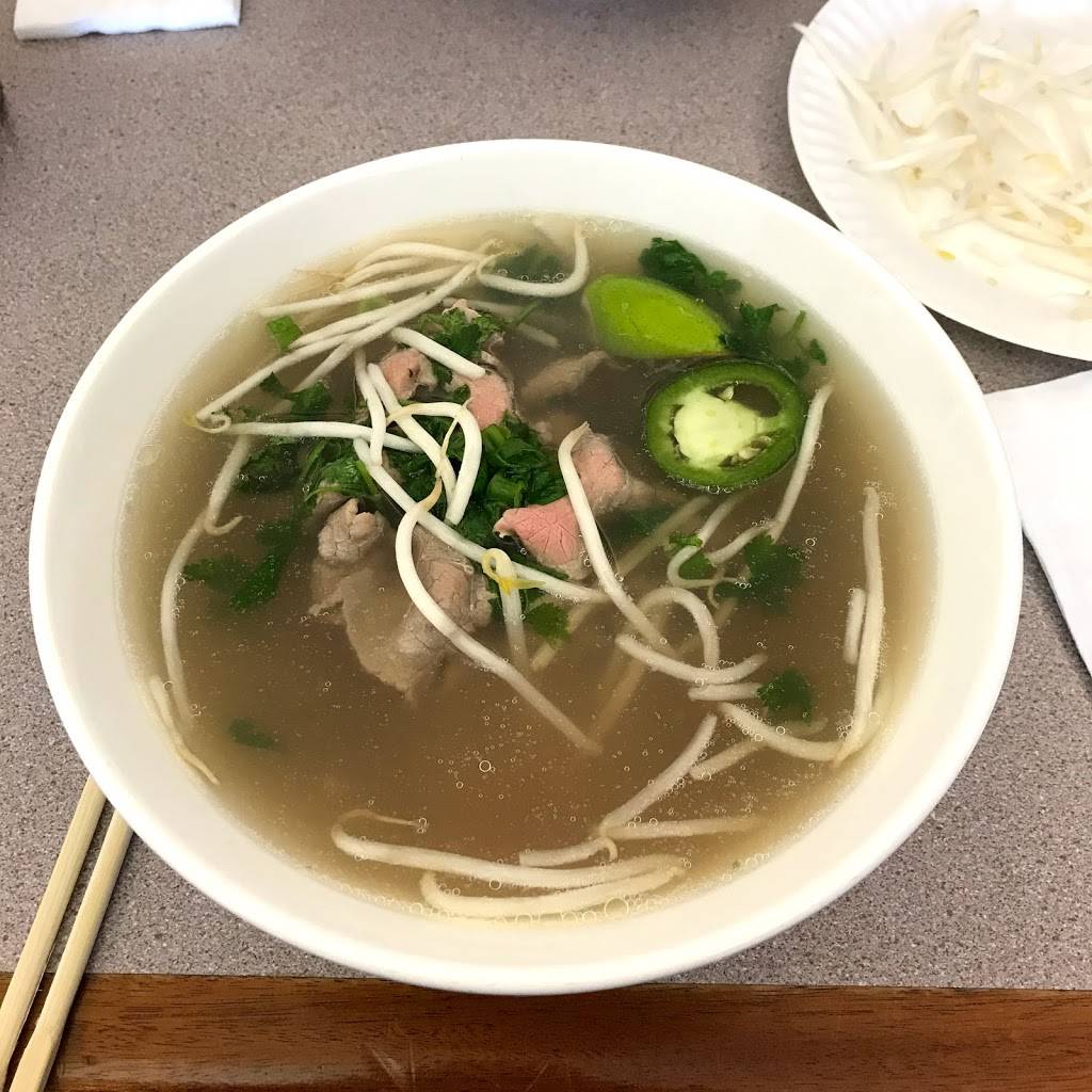 K C Noodle | restaurant | 3403 S Mooney Blvd, Visalia, CA 93277, USA | 5596229735 OR +1 559-622-9735