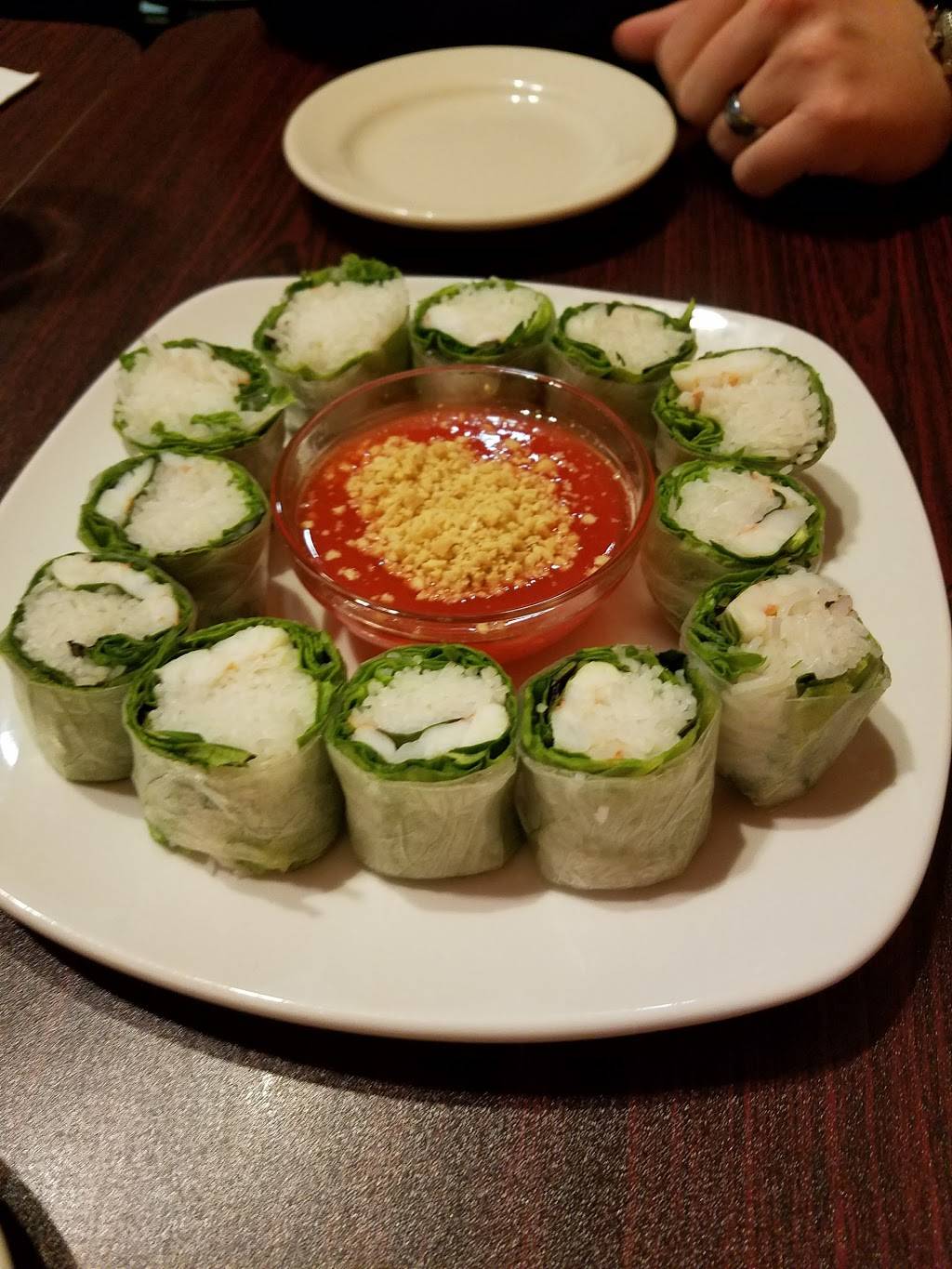 The Green Mango | restaurant | 3461 William Penn Hwy, Pittsburgh, PA 15235, USA | 4128249500 OR +1 412-824-9500