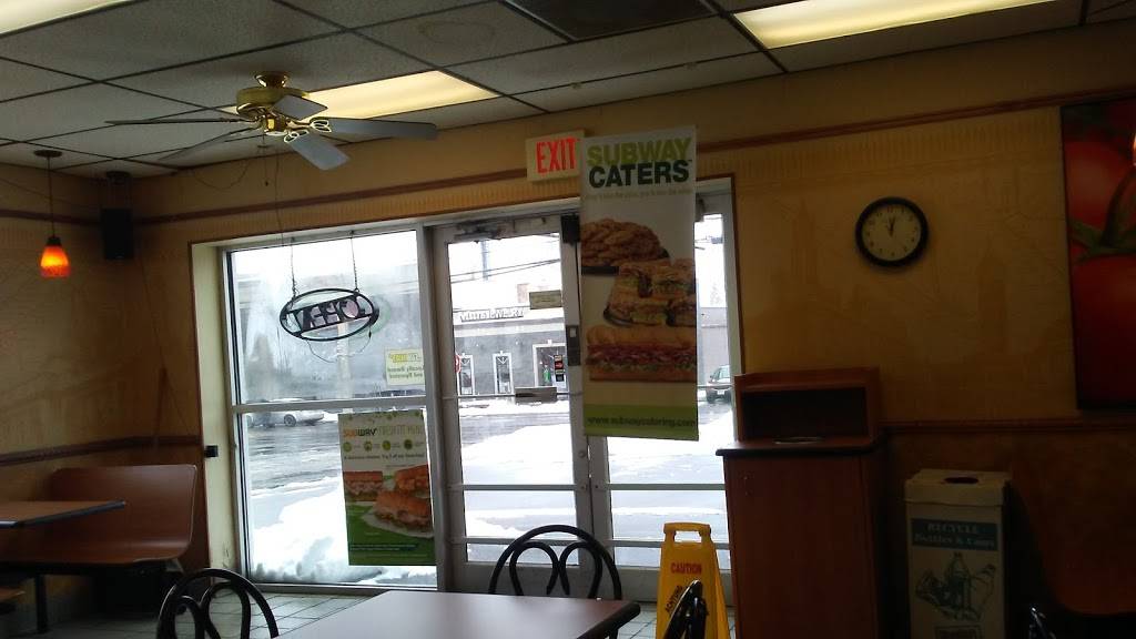 Subway | restaurant | 2500 James St, Syracuse, NY 13206, USA | 3154632222 OR +1 315-463-2222