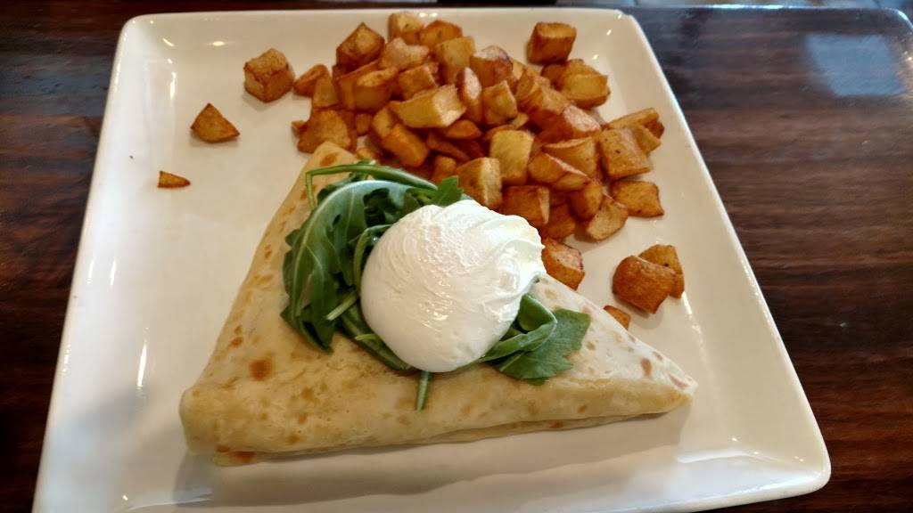 The Forge | restaurant | 451 Catawba Ave, Put-In-Bay, OH 43456, USA | 4192850022 OR +1 419-285-0022