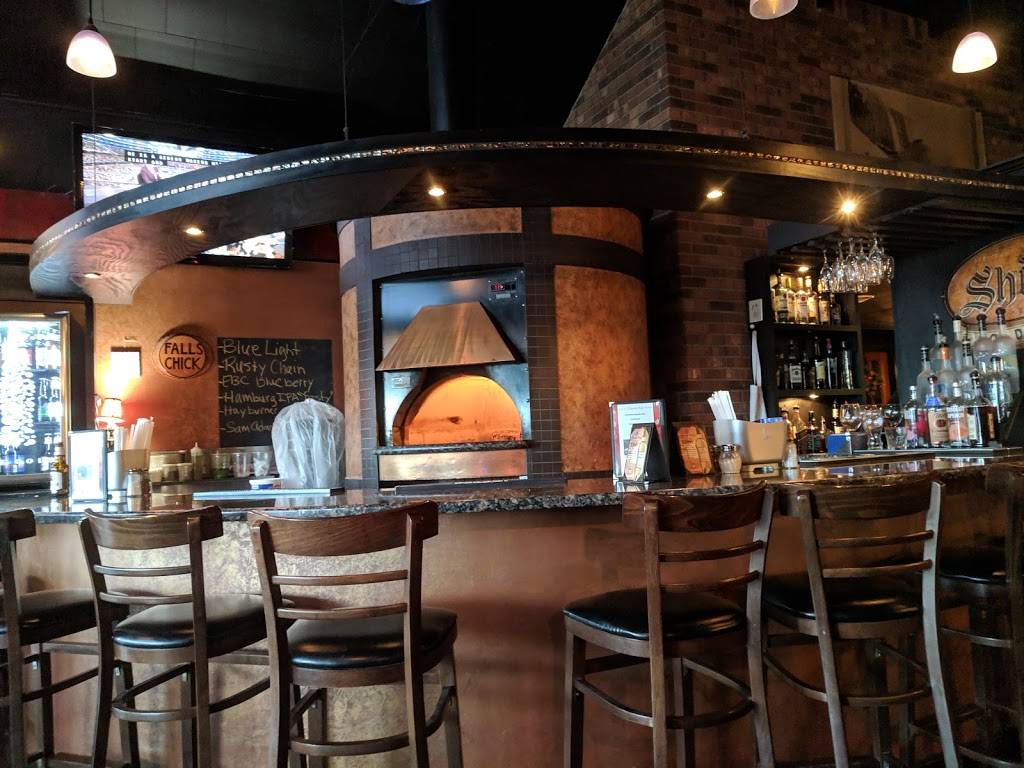 Gianni Mazias | restaurant | 10325 Main St, Clarence, NY 14031, USA | 7167592803 OR +1 716-759-2803