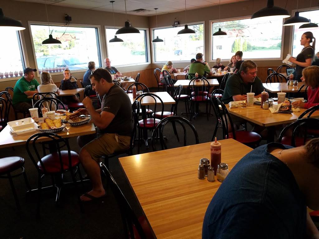 Mancinos Pizza & Grinders | restaurant | 5588 US-10, Ludington, MI 49431, USA | 2318456666 OR +1 231-845-6666