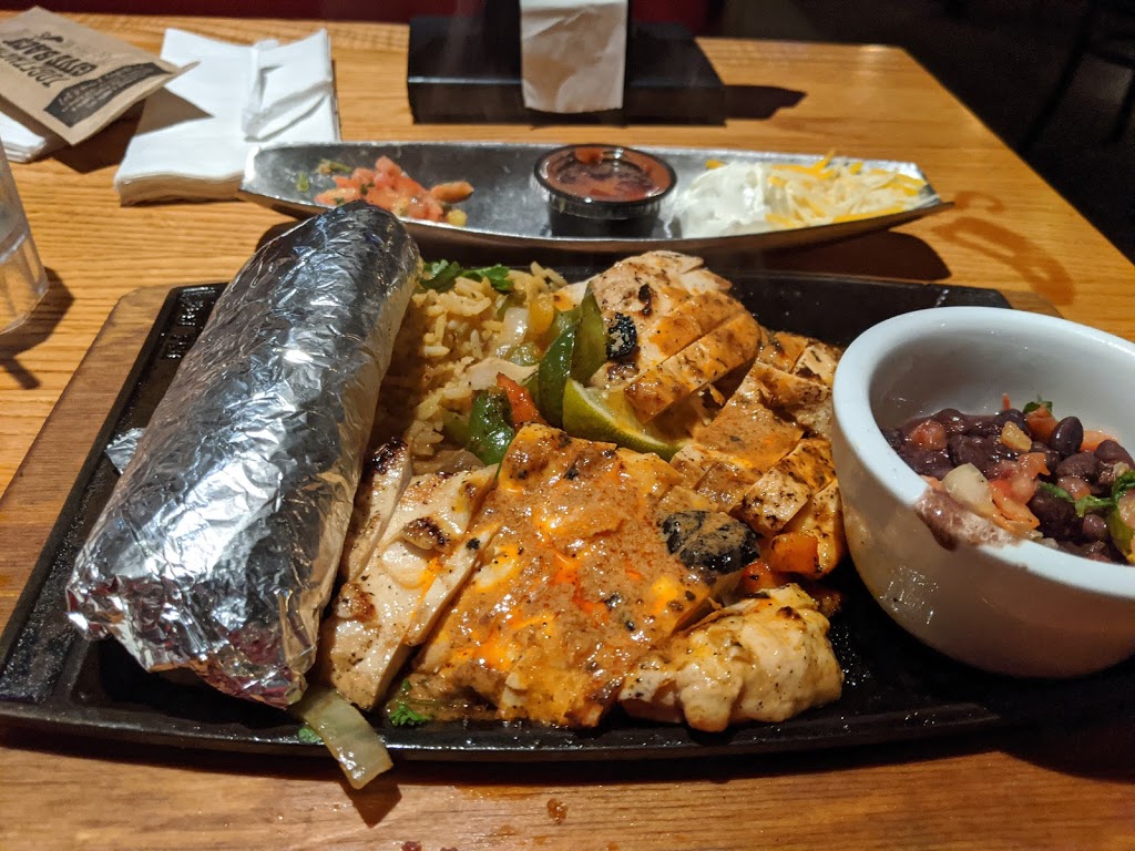 Chilis Grill & Bar | restaurant | 301 Constitution Dr, West Monroe, LA 71292, USA | 3183237112 OR +1 318-323-7112