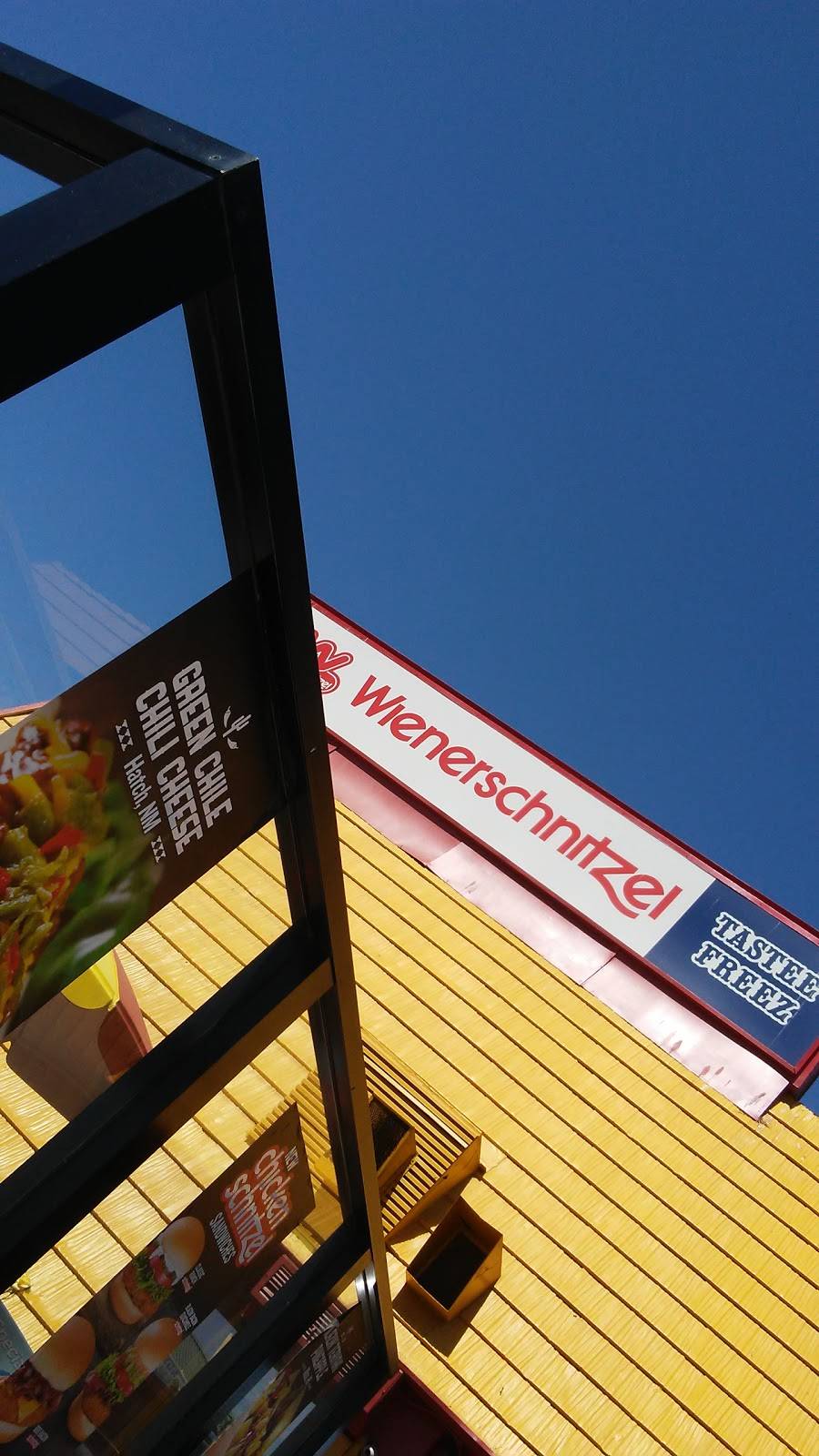 Wienerschnitzel | restaurant | 601 W Ave J, Lancaster, CA 93534, USA | 6619514622 OR +1 661-951-4622