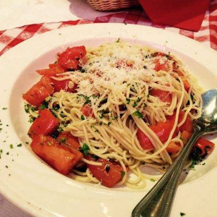 Zozos | restaurant | 3446 Lakeside Dr, Reno, NV 89509, USA | 7758299449 OR +1 775-829-9449