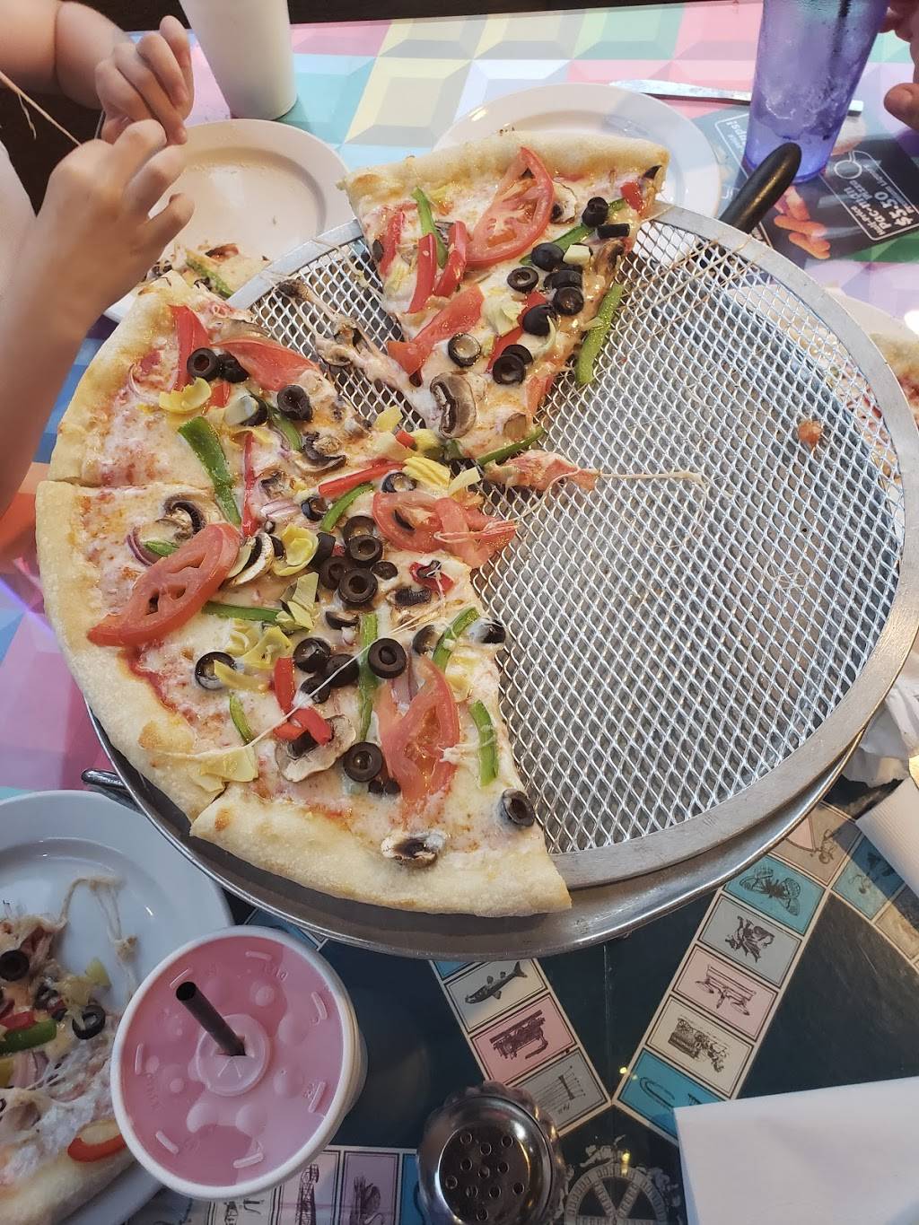 Black Dog Pizza Arcade | restaurant | 309 Curtis Mathes Way, Arlington, TX 76018, USA | 8176355551 OR +1 817-635-5551