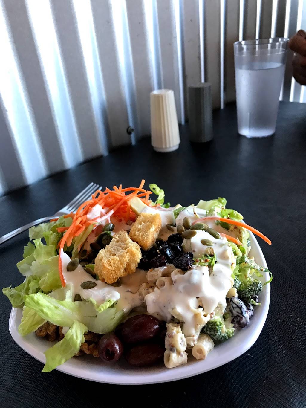 Flavor Factory | restaurant | 420 Quintana Rd, Morro Bay, CA 93442, USA | 8057724040 OR +1 805-772-4040