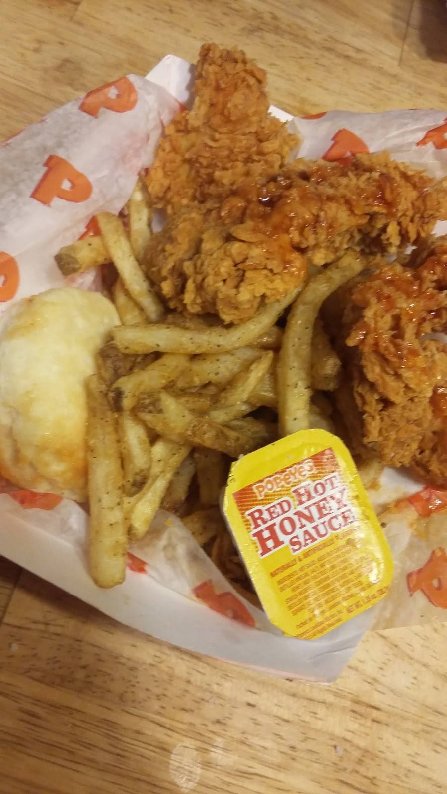 Popeyes Louisiana Kitchen | restaurant | 98 Central Ave E, Edgewater, MD 21037, USA | 4109563539 OR +1 410-956-3539