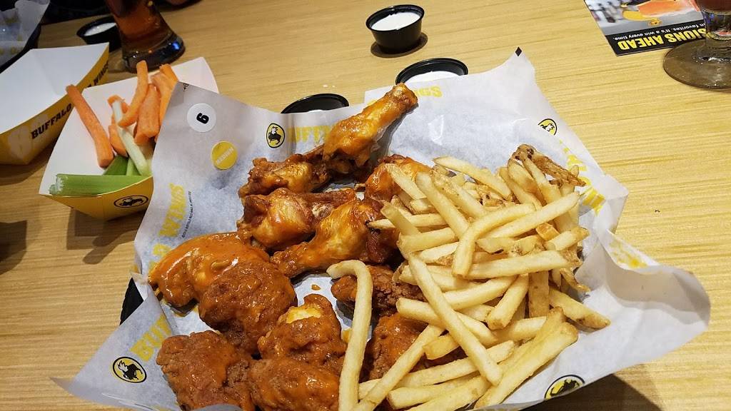 Buffalo Wild Wings | restaurant | 5275 Leesburg Pike B, Baileys Crossroads, VA 22041, USA | 7038201765 OR +1 703-820-1765