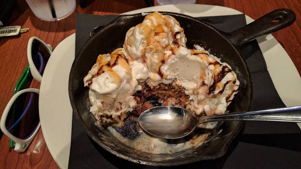 Bernards Tavern | restaurant | 630 N High St, Columbus, OH 43215, USA | 6142239601 OR +1 614-223-9601