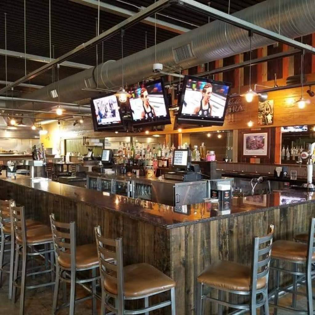 Ol Wisco Bar & Grill | restaurant | 328 E Walworth Ave, Delavan, WI 53115, USA | 2627283995 OR +1 262-728-3995