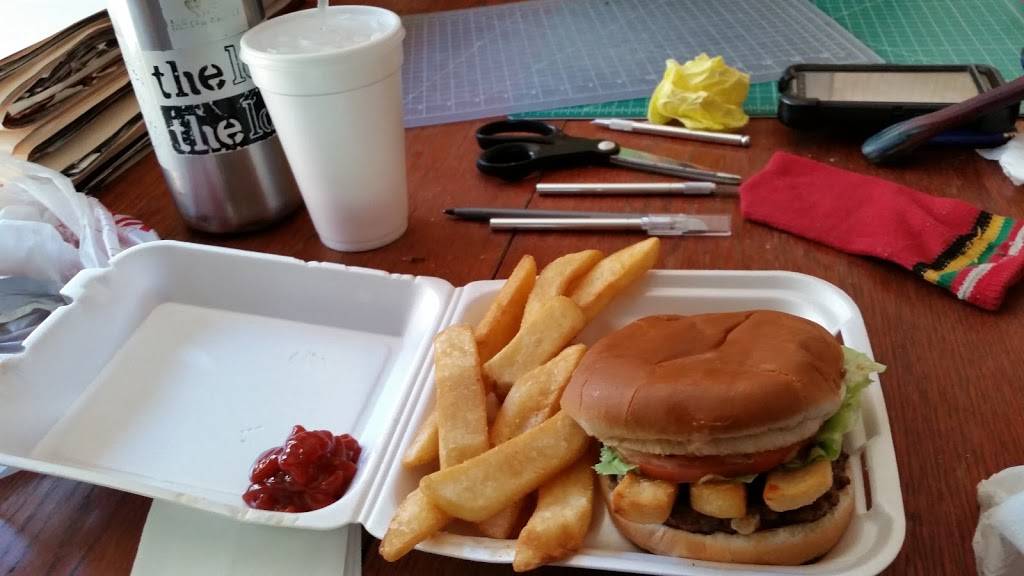 Fair Oaks Burger | restaurant | 2560 Fair Oaks Ave, Altadena, CA 91001, USA | 6263983630 OR +1 626-398-3630