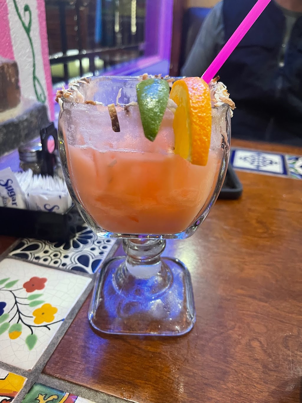 Lalos Mexican Restaurant | restaurant | 19380 TX-105, Montgomery, TX 77356, USA | 9364491337 OR +1 936-449-1337