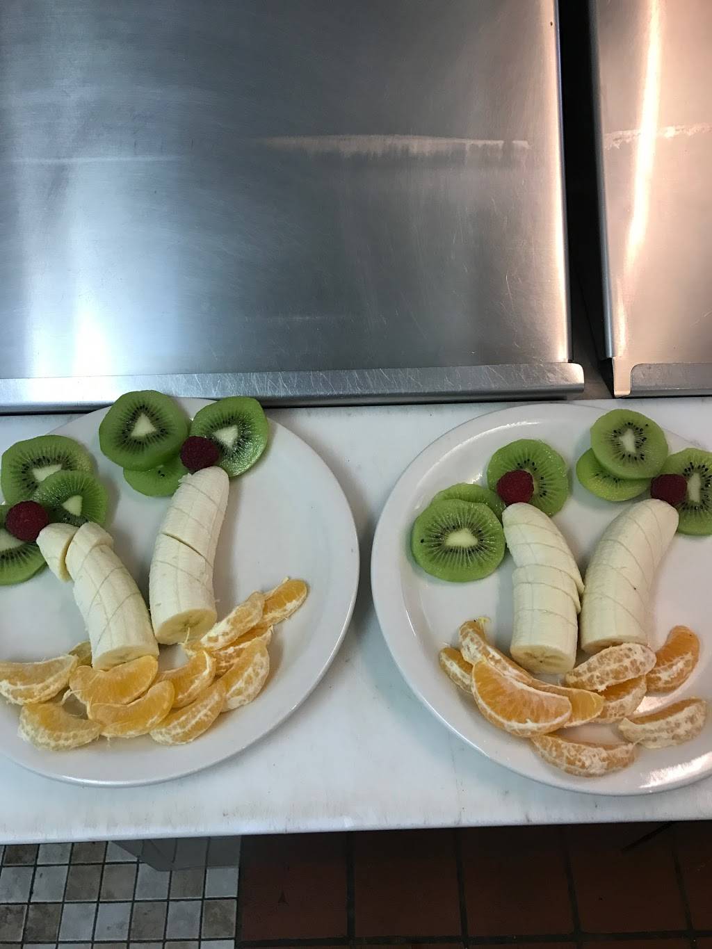 Priscillas Diner | restaurant | 319 Augusta-Rockland Rd, Windsor, ME 04363, USA | 2075494900 OR +1 207-549-4900