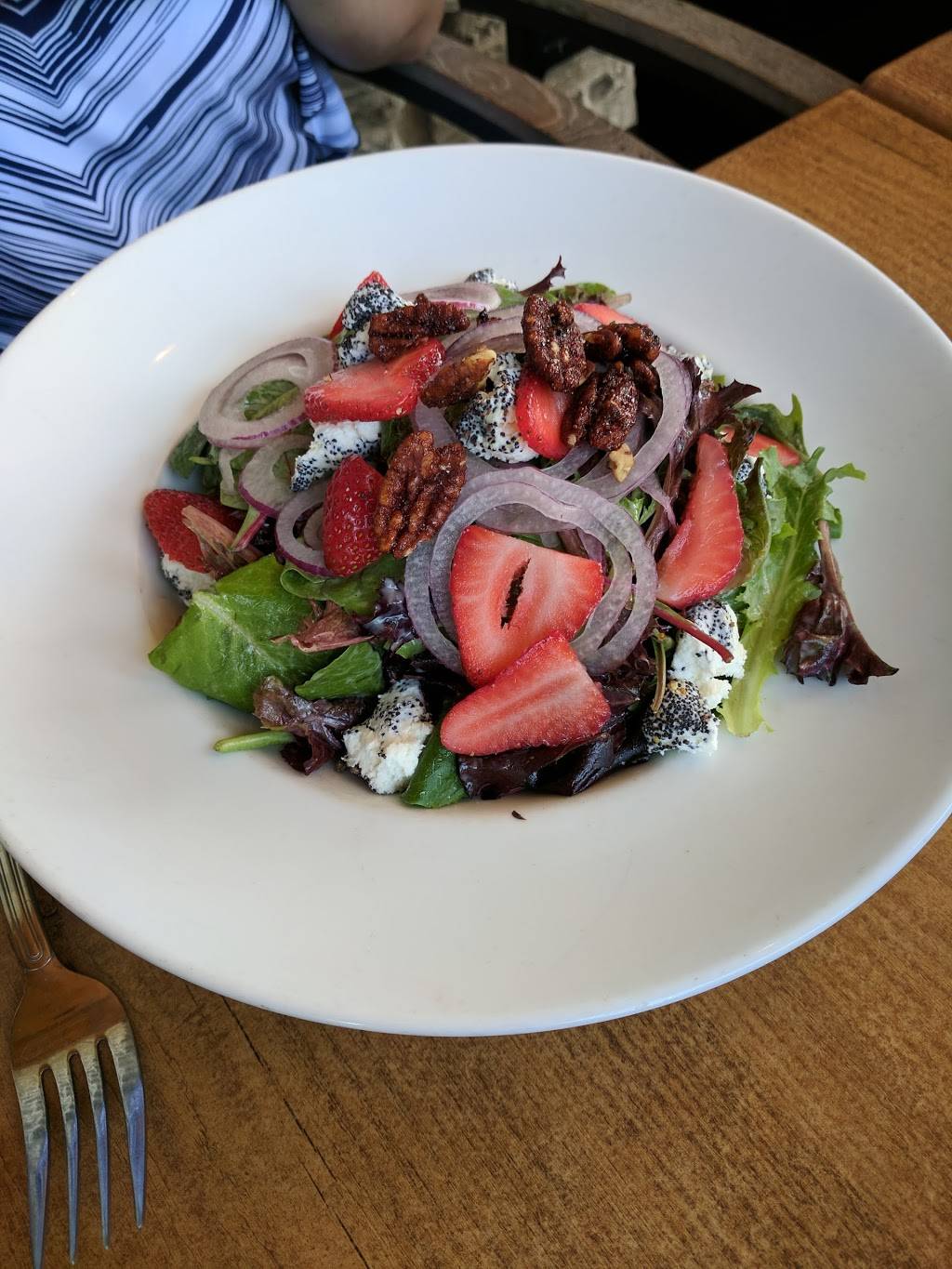 Milestones | restaurant | 27 Princess St, Kingston, ON K7L 1A3, Canada | 6135448338 OR +1 613-544-8338