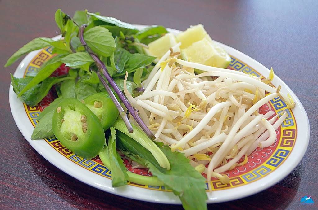 T&S Saigon Pho | restaurant | 3095 Fort Campbell Blvd Suite E, Clarksville, TN 37042, USA | 9315468101 OR +1 931-546-8101