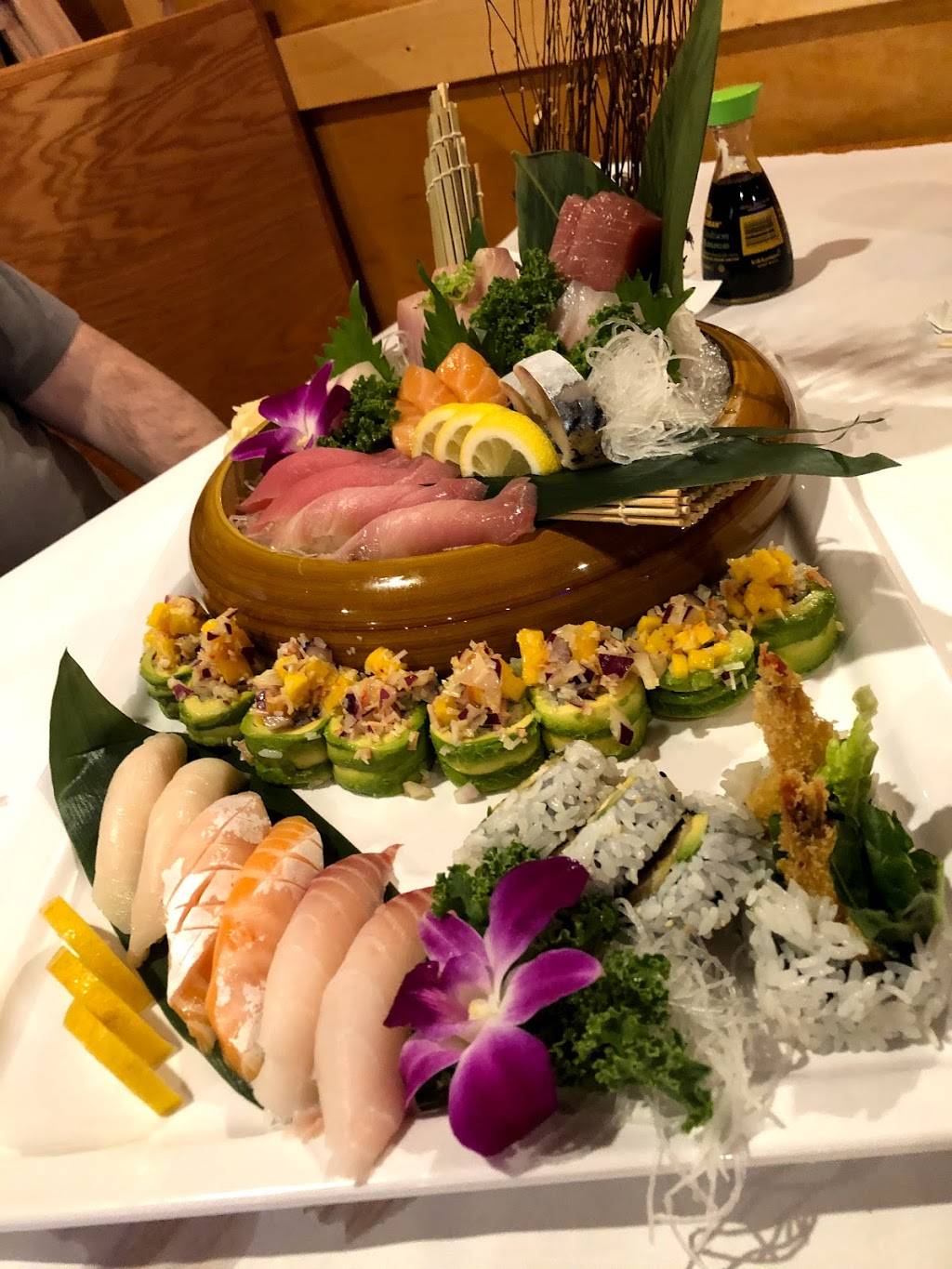 Seagate Seafood & Sushi | restaurant | 4420 Capital Blvd, Raleigh, NC 27604, USA | 9842004766 OR +1 984-200-4766