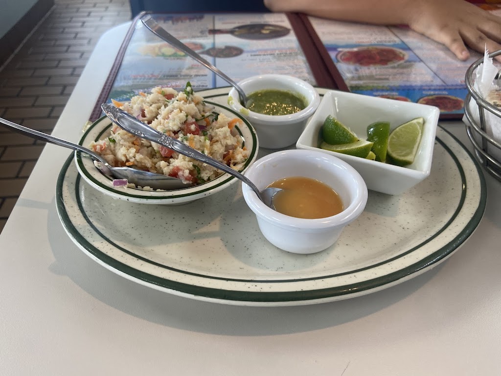 Riviera Nayarit Seafood | restaurant | 2670 Belvidere Rd, Waukegan, IL 60085, USA | 2246565673 OR +1 224-656-5673