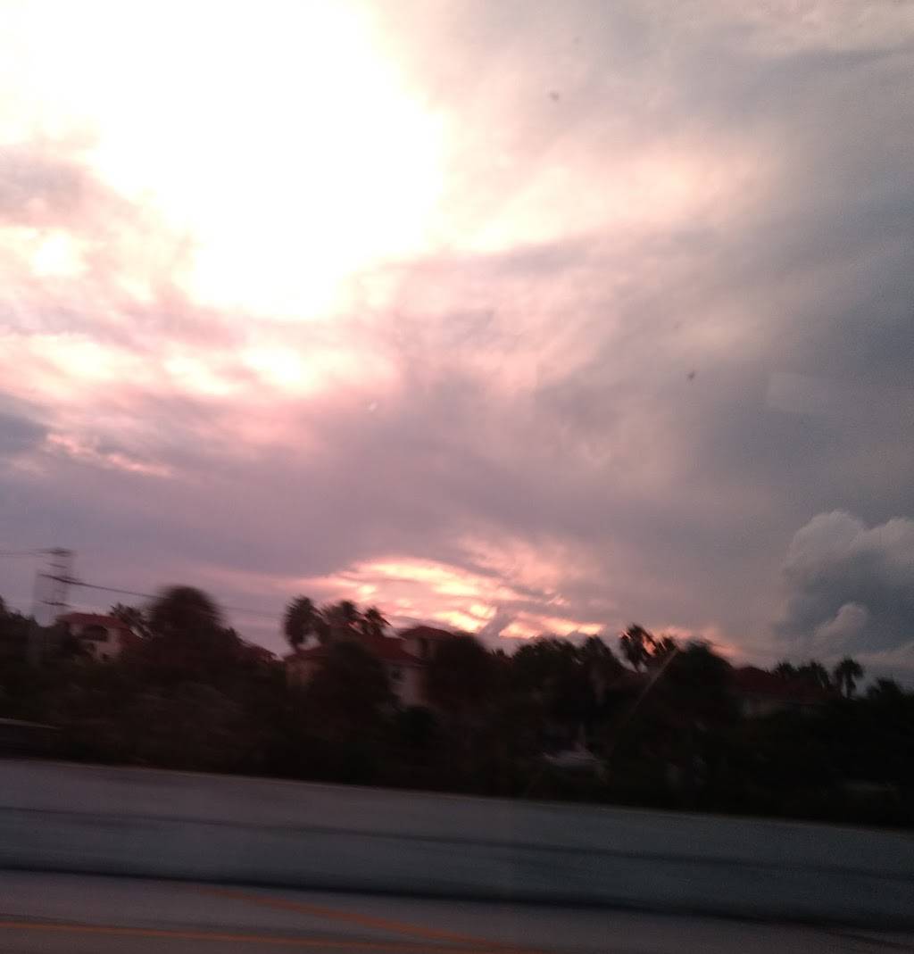 La Crêperie | restaurant | 1845 Palm Beach Lakes Blvd, West Palm Beach, FL 33401, USA | 5614713800 OR +1 561-471-3800