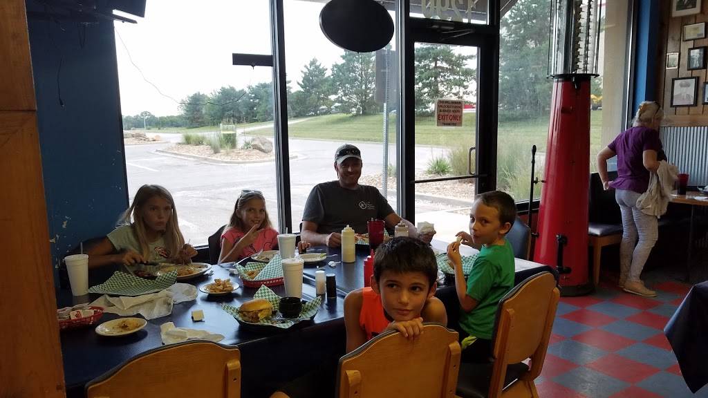 Lucilles Diner | restaurant | 1286 W Amity St, Louisburg, KS 66053, USA | 9138375330 OR +1 913-837-5330