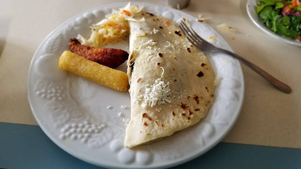 Delicias Centro Americanas | restaurant | 722 Mason Ave, Daytona Beach, FL 32117, USA | 3862813087 OR +1 386-281-3087