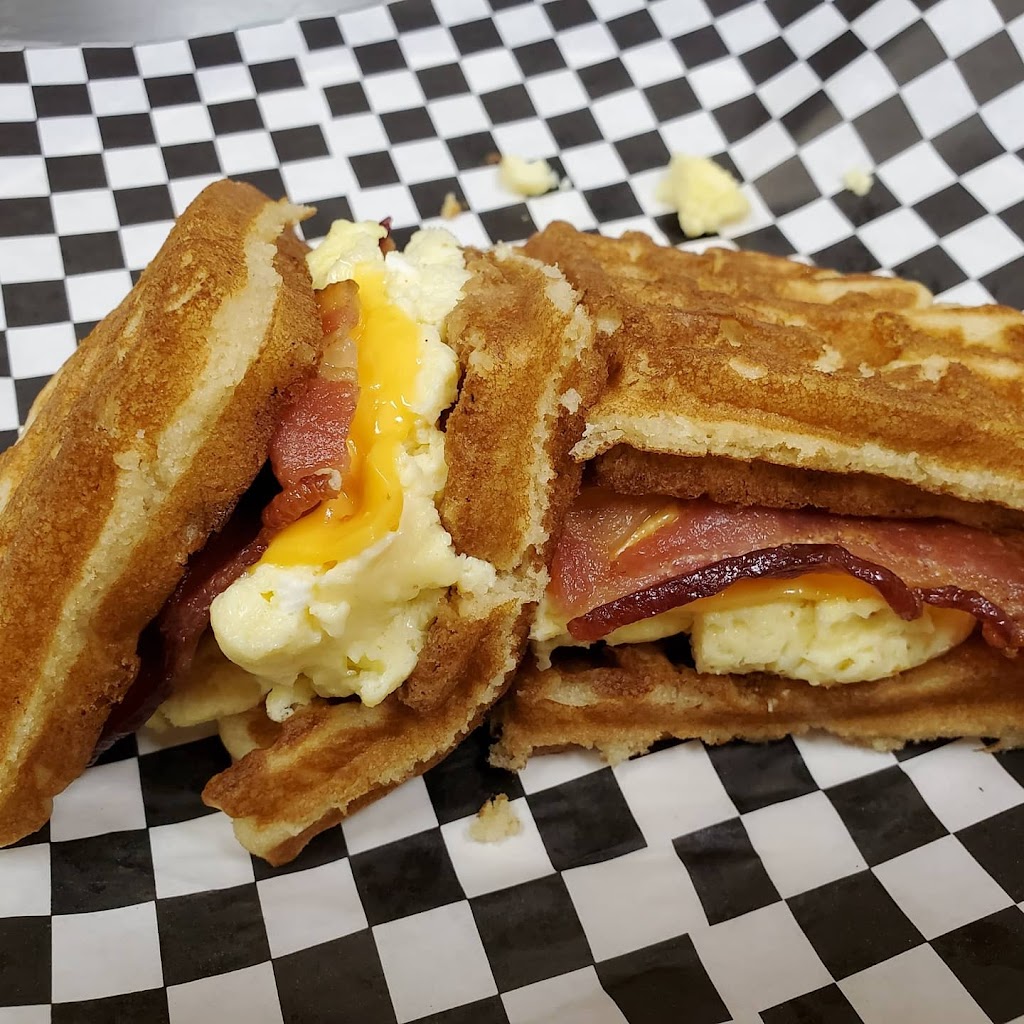 Hungry Dog Eats | restaurant | 3922 E University Dr, Phoenix, AZ 85034, USA | 6024704044 OR +1 602-470-4044