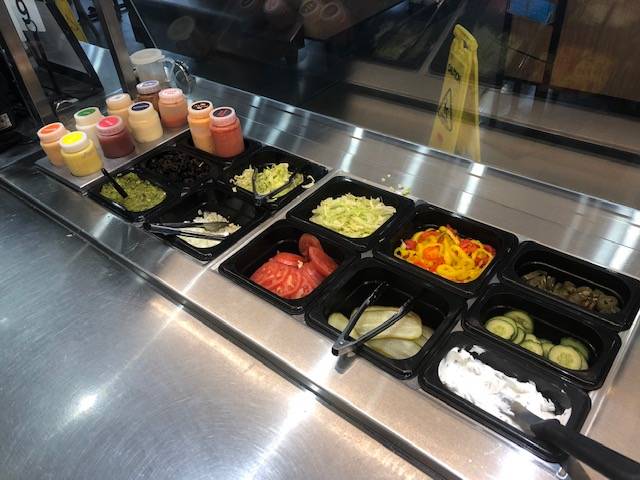 Harveys | restaurant | 255 Dundas St E, Waterdown, ON L0R 2H6, Canada | 9056893140 OR +1 905-689-3140