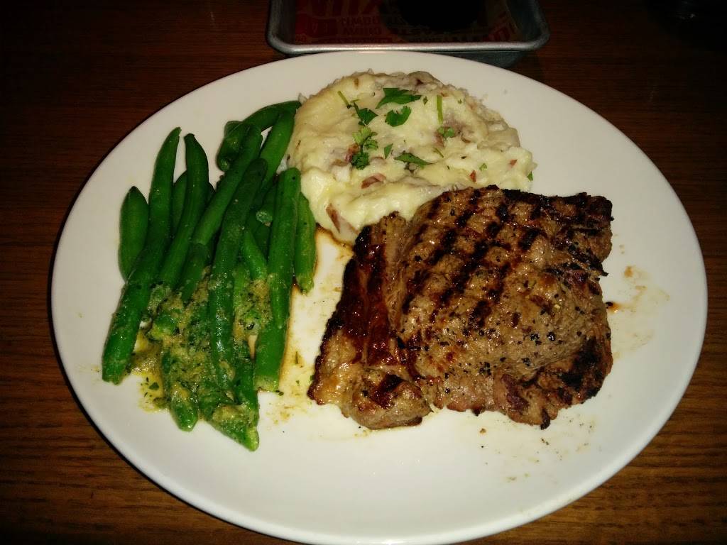 Applebees Grill + Bar | restaurant | 10728 W 21st St, Wichita, KS 67205, USA | 3167292777 OR +1 316-729-2777