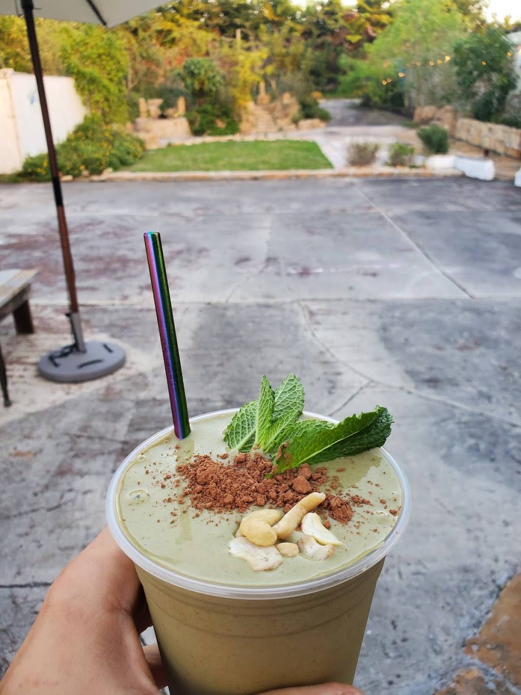 Floresta Delray Vegan Cafe | restaurant | 2219 Seacrest Blvd Unit 1, Delray Beach, FL 33444, USA | 5615016768 OR +1 561-501-6768