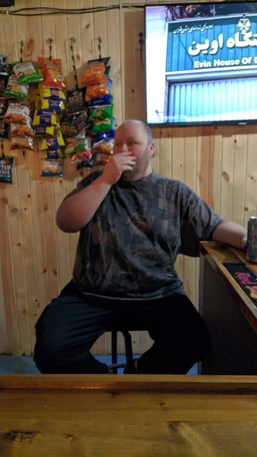 Outskirtz Bar | night club | 8384 40th Ave, Cumming, IA 50061, USA | 5152105502 OR +1 515-210-5502