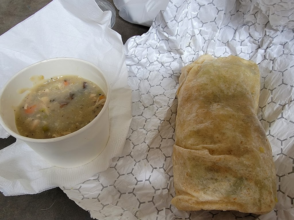 Salad and Go | restaurant | 22143 Bulverde Rd, San Antonio, TX 78259, USA | 7262240640 OR +1 726-224-0640