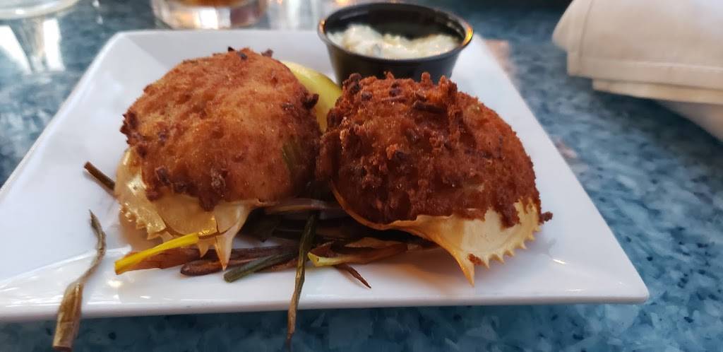 Scotts Fish Market Restaurant | restaurant | 17 Harbourside Ln, Hilton Head Island, SC 29928, USA | 8437857575 OR +1 843-785-7575