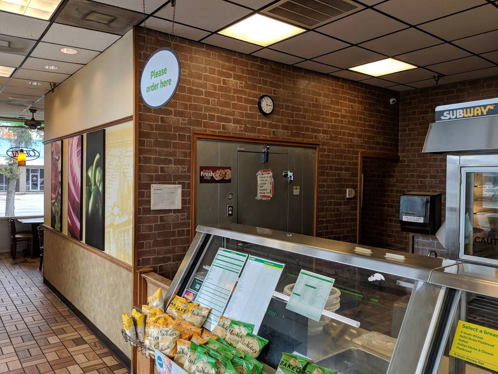 Subway | restaurant | 8608 Abercorn St A, Savannah, GA 31406, USA | 9129273328 OR +1 912-927-3328