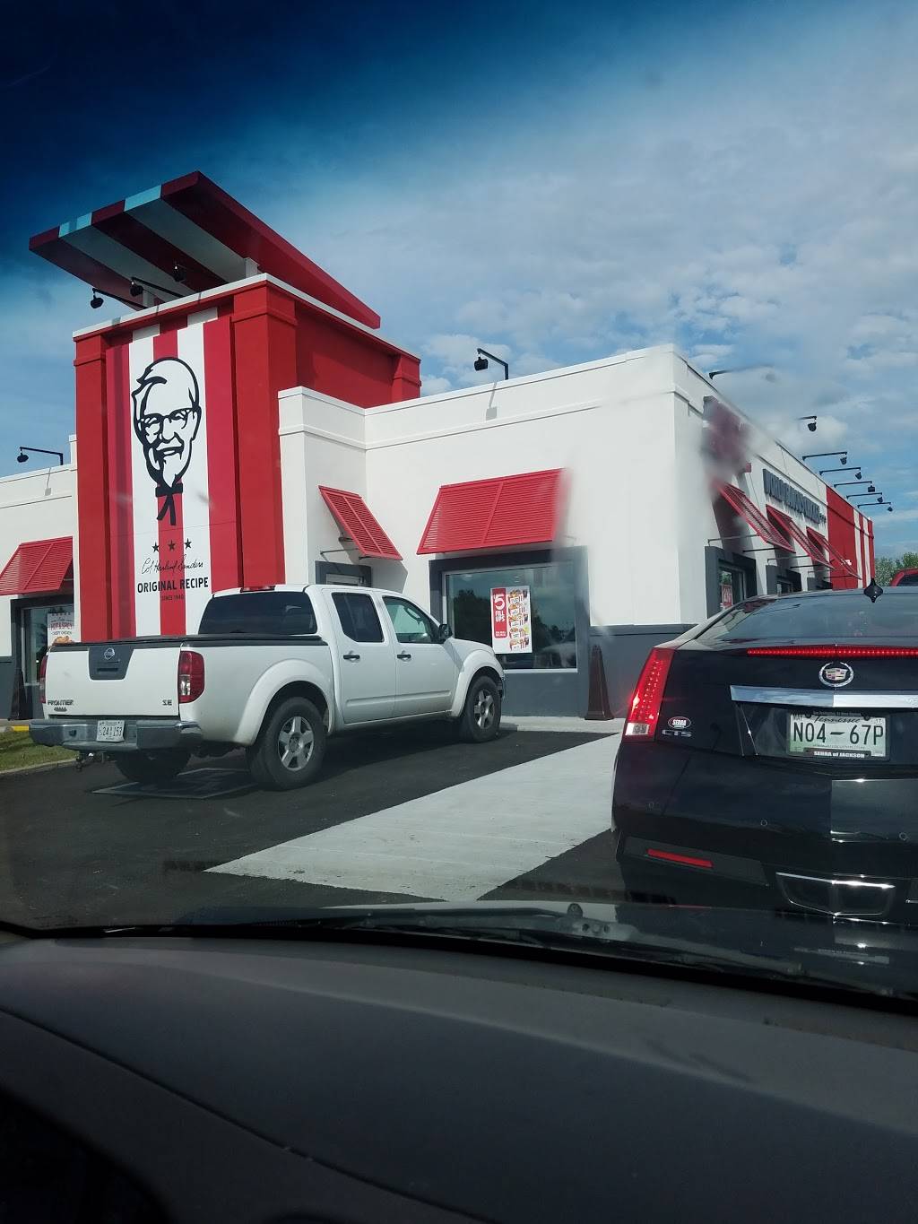 KFC | restaurant | 615 W Church St, Lexington, TN 38351, USA | 7319684962 OR +1 731-968-4962