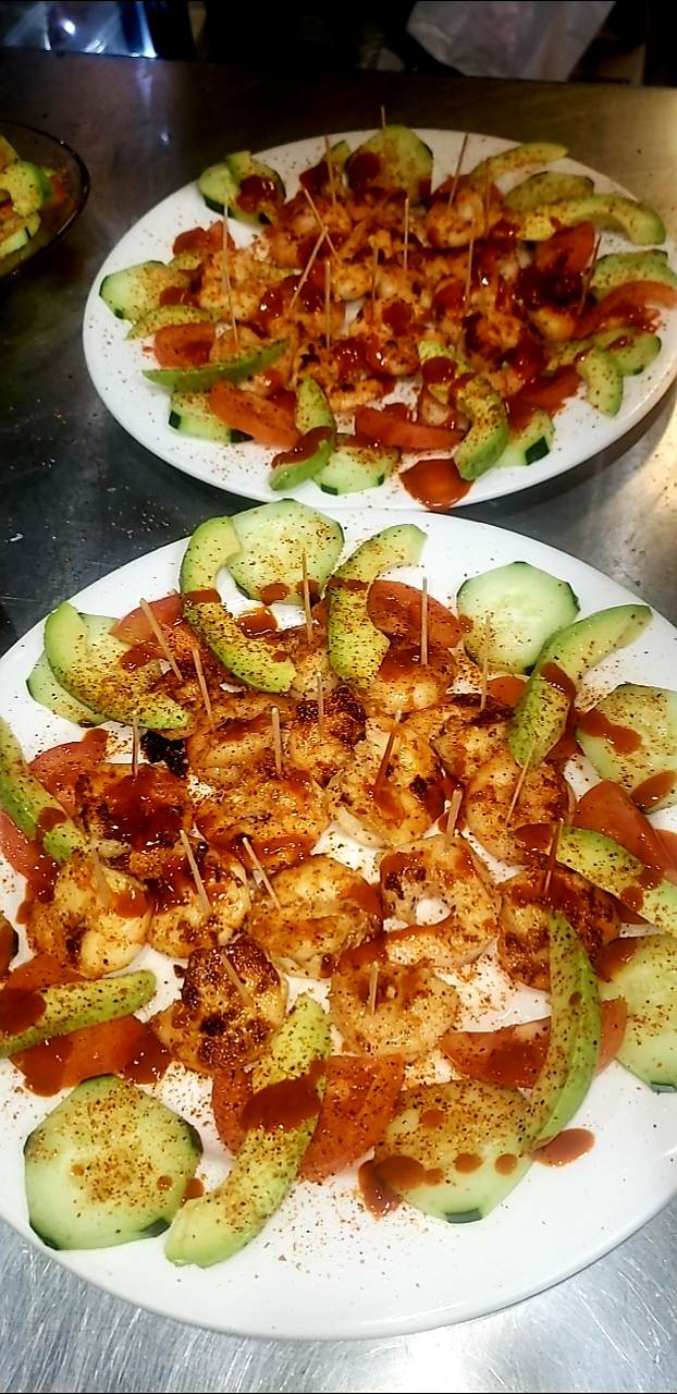 Self Made Billiards And Taqueria | restaurant | 14644 Lakeshore Dr, Clearlake, CA 95422, USA | 7073312001 OR +1 707-331-2001