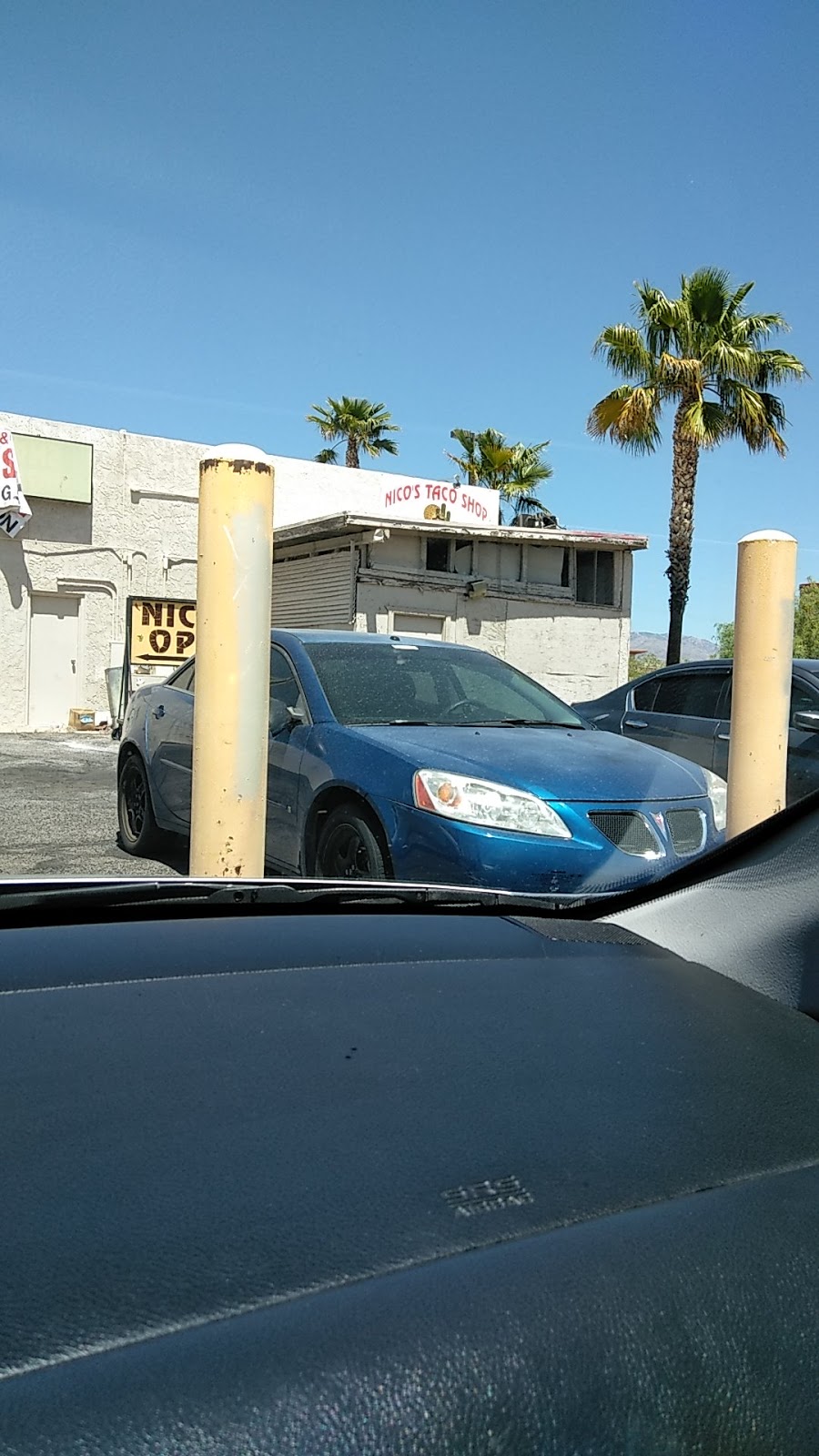 Nicos Mexican Food | restaurant | 7114 E Broadway Blvd, Tucson, AZ 85710, USA | 5202965693 OR +1 520-296-5693