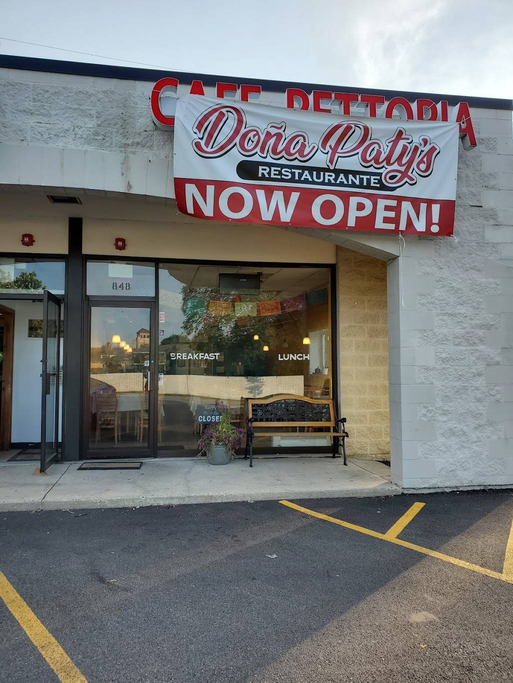 Doña Patty | restaurant | 848 Sheridan Rd, Highwood, IL 60040, USA | 8479263219 OR +1 847-926-3219