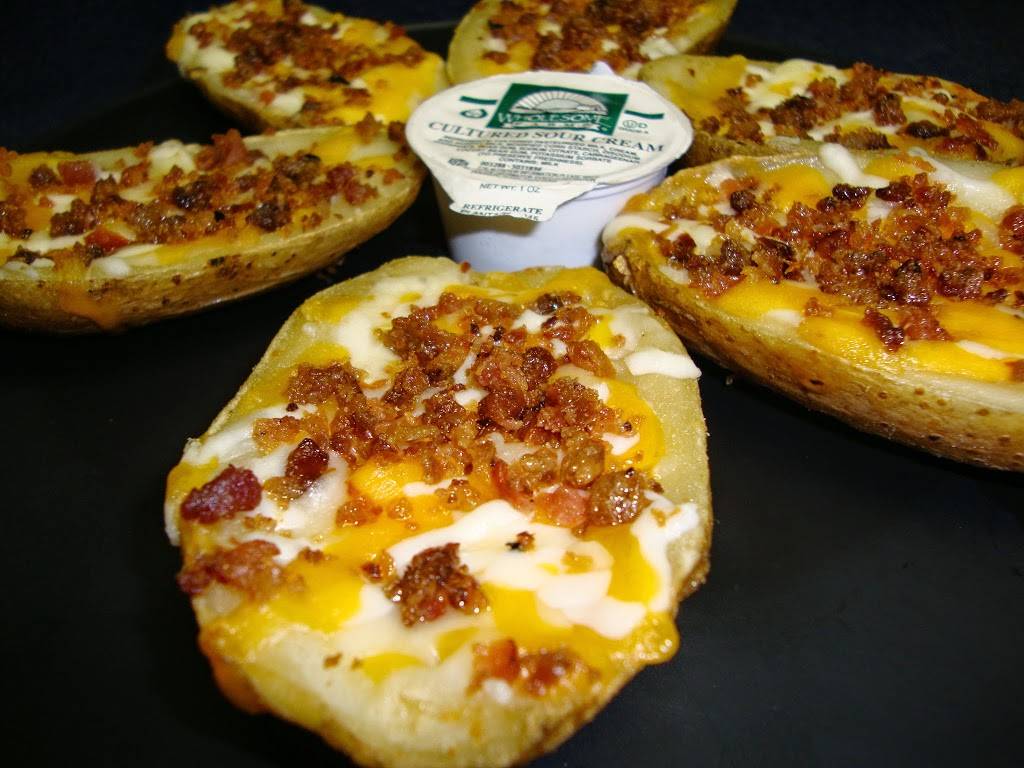 Xtreme Wings Sports Bar and Grille | restaurant | 12220 Atlantic Blvd, Jacksonville, FL 32225, USA | 9042209464 OR +1 904-220-9464