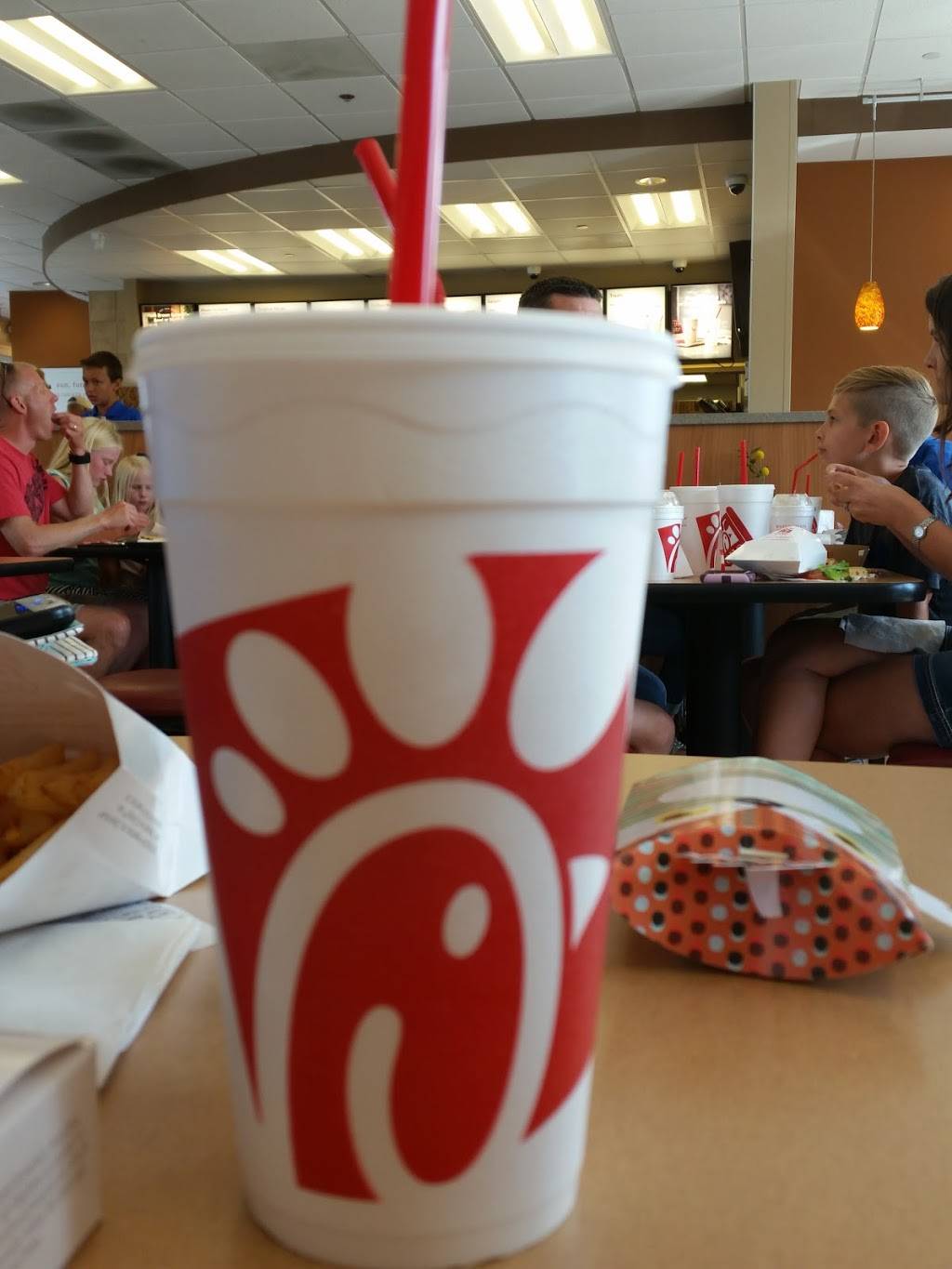 Chick-fil-A | restaurant | 8710 S 71st Plaza, Papillion, NE 68133, USA | 4029346601 OR +1 402-934-6601