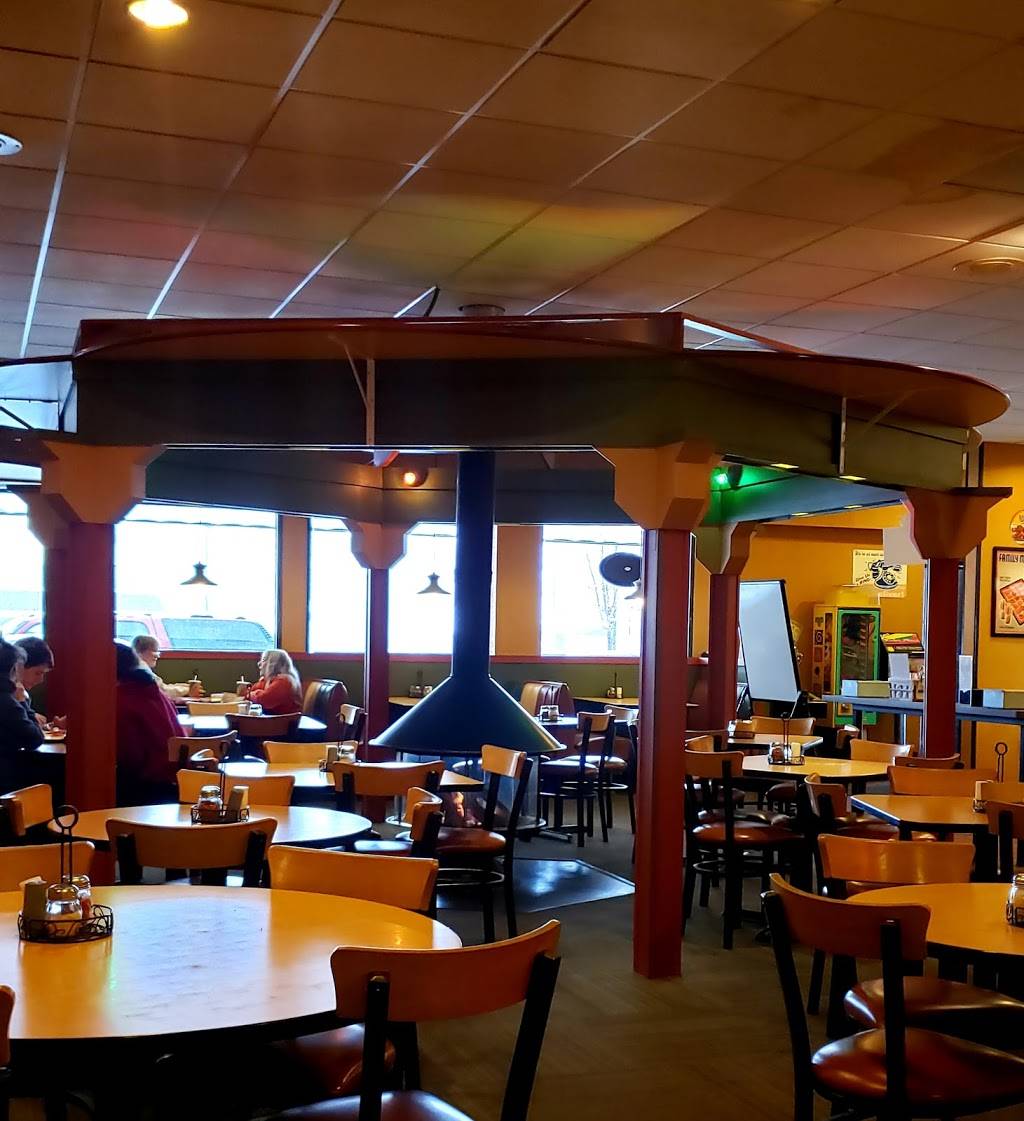 Rocky Rococo Pan Style Pizza | restaurant | 4556 Monona Dr, Madison, WI 53716, USA | 6082213818 OR +1 608-221-3818