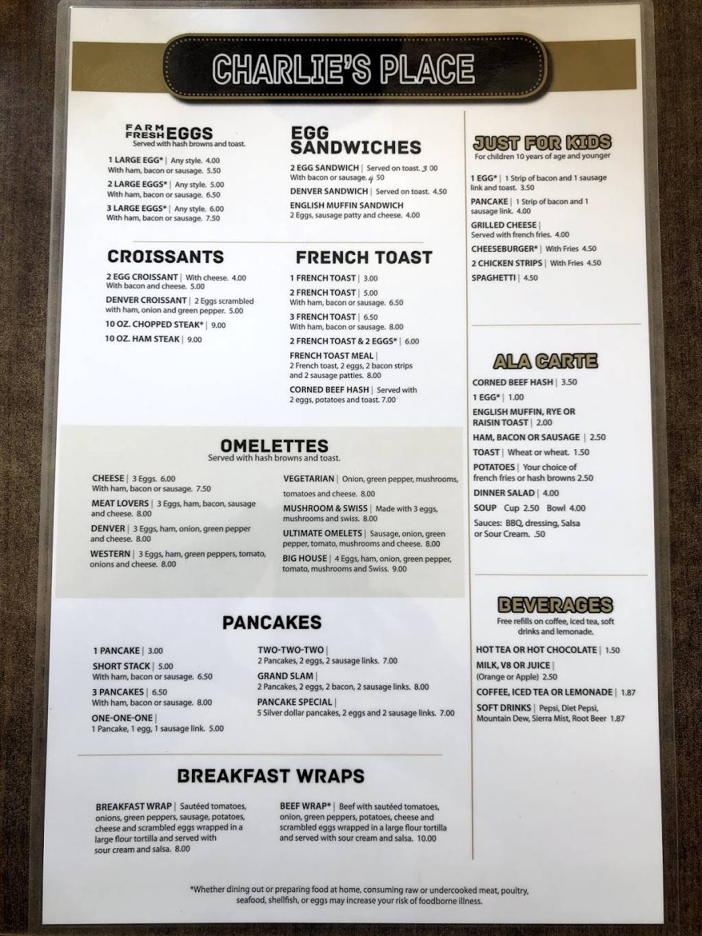 Charlies Place | restaurant | 213 Jefferson St, Hanover, IL 61041, USA | 8155913501 OR +1 815-591-3501