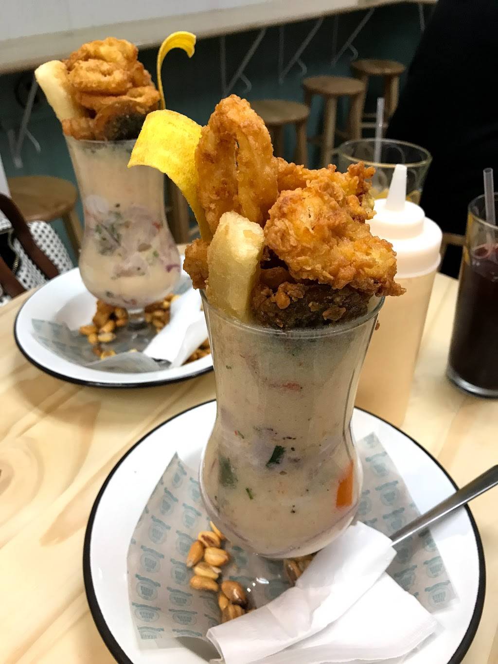 Barra Brava Peruvian Seafood | restaurant | 15921 Frederick Rd, Rockville, MD 20855, USA | 3013555325 OR +1 301-355-5325