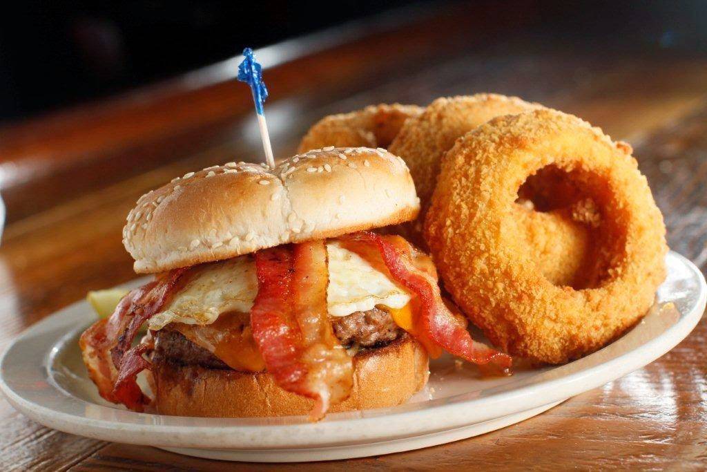 Hueys Cordova | restaurant | 1771 N Germantown Pkwy, Cordova, TN 38016, USA | 9017543885 OR +1 901-754-3885