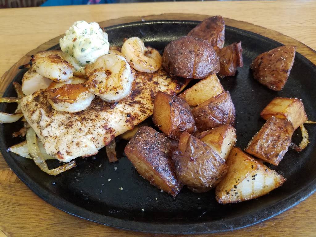 Applebees Grill + Bar | restaurant | 340 State Hwy 13, Wisconsin Dells, WI 53965, USA | 6082546900 OR +1 608-254-6900