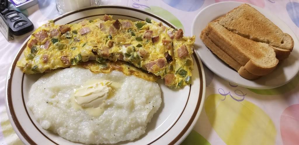 B & C Restaurant | restaurant | 1105 W 3rd St, Chester, PA 19013, USA | 6108723510 OR +1 610-872-3510