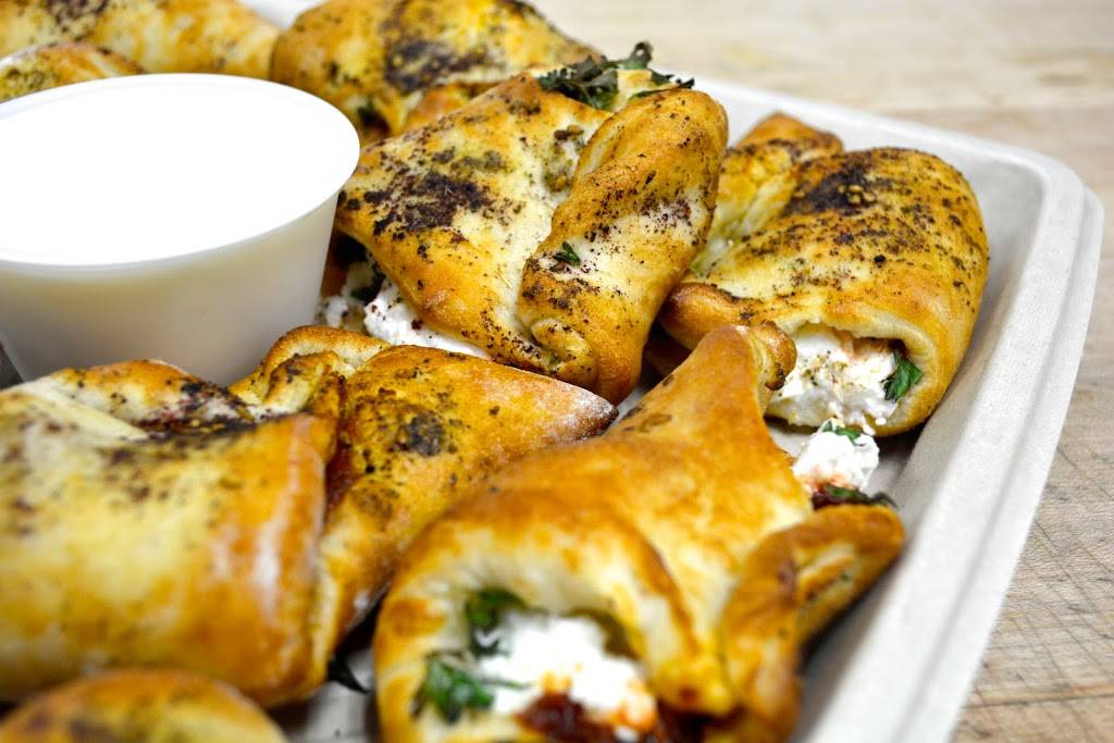 2941 Street Food - Birmingham | restaurant | 176 S Old Woodward Ave, Birmingham, MI 48009, USA | 2488858869 OR +1 248-885-8869