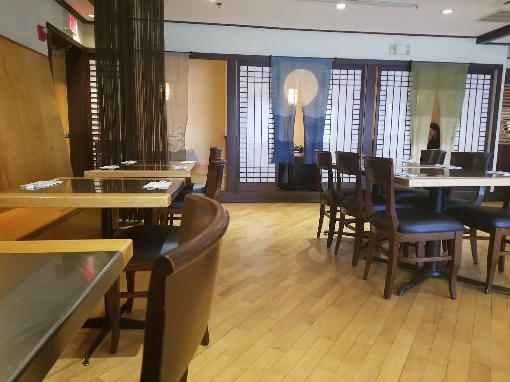 Ogas | restaurant | 915 Worcester St, Natick, MA 01760, USA | 5086534338 OR +1 508-653-4338